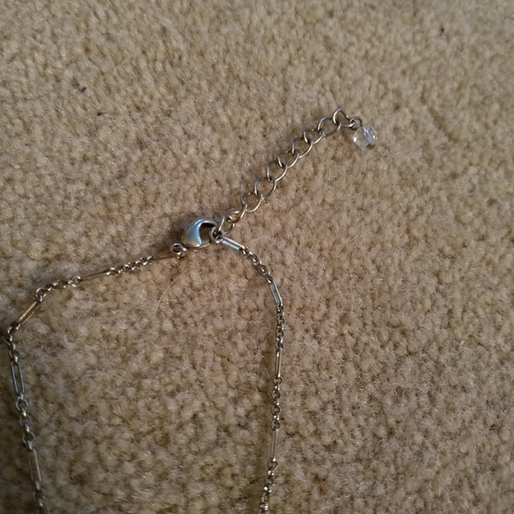 Adjustable Gold Tone Dangle Choker - Picture 7 of 8